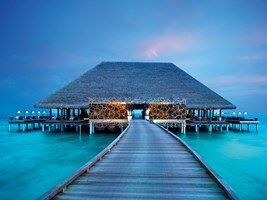 velaa_private_island_aragu_restaurant_sunset-3pcekbn191voffrowv0j5s.jpg